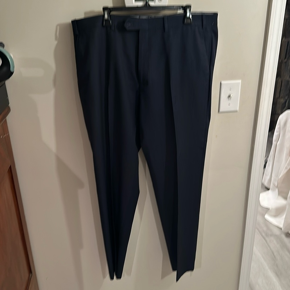 Worn 10-12 tines and has been sitting in my closet